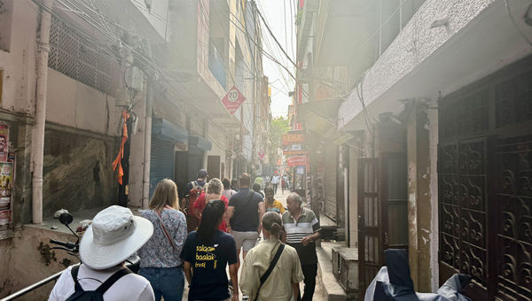 A Salaam Baalak Trust walking tour in New Delhi. A Salaam Baalak Trust walking tour in New Delhi.