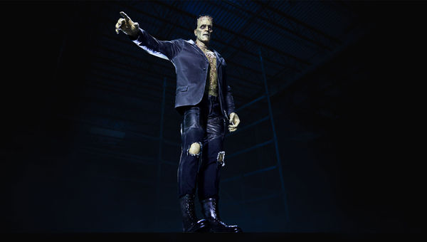 Frankenstein’s Monster stands at 9 feet tall and will first appear in the queue of the Monsters Unchained: The Frankenstein Experiment attraction. Frankenstein’s Monster stands at 9 feet tall and will first appear in the queue of the Monsters Unchained: The Frankenstein Experiment attraction.
