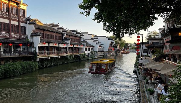 Qinhuai River Cruise Qinhuai River Cruise